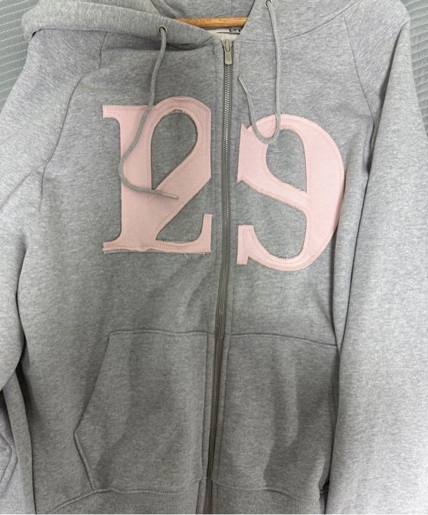 MUSINSA | ILLIGO 129 Logo Patch Hood Zip-Up Light Gray