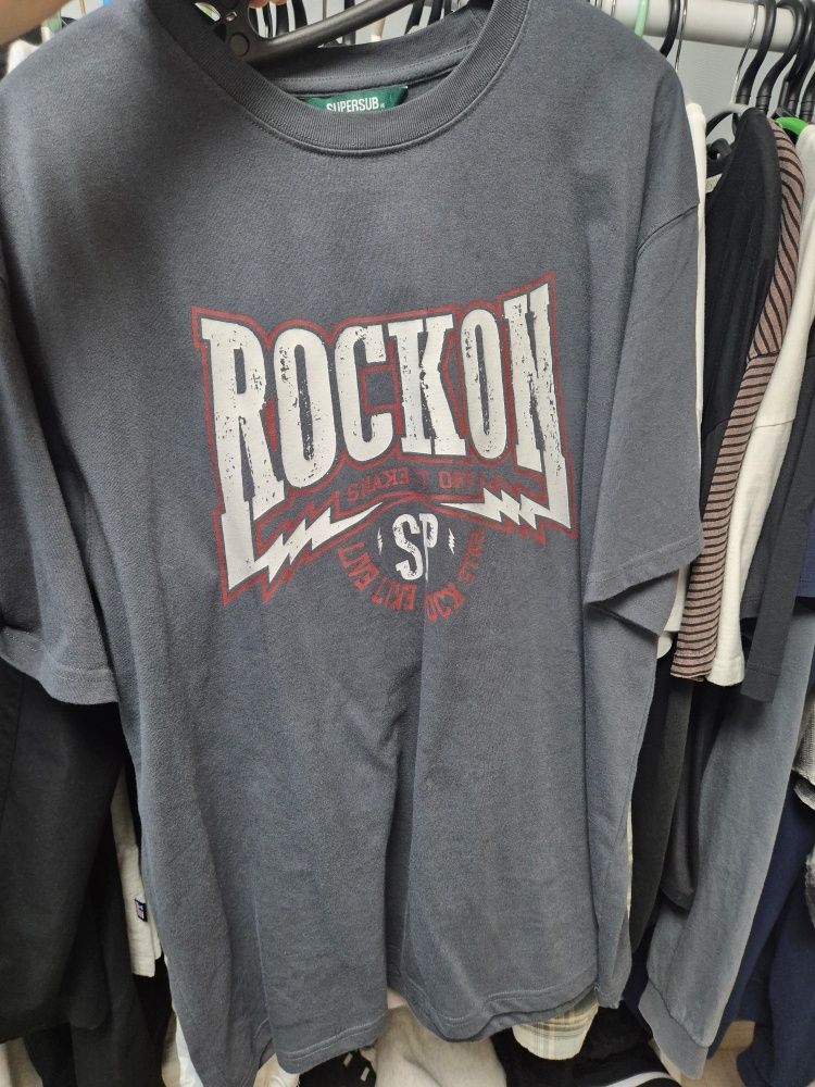 MUSINSA | SUPERSUB Rock On Short Sleeve T-Shirt - Charcoal