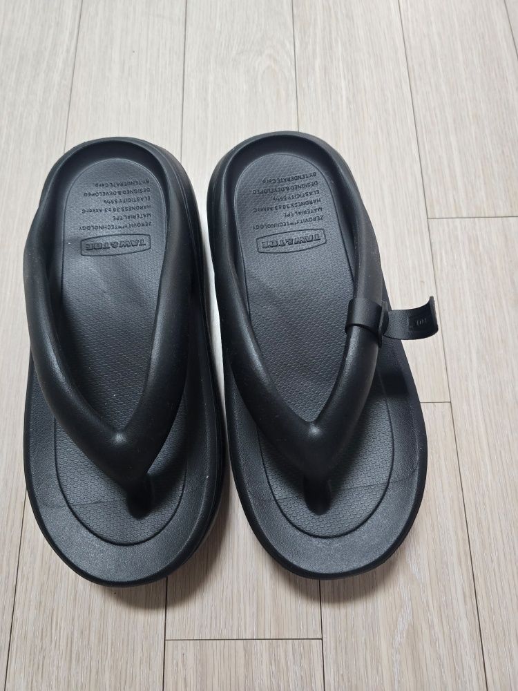 MUSINSA | TAW&TOE Zerovity Plumpy Black