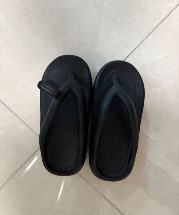 MUSINSA公式 | TAW&TOE Zerovity Plumpy Black