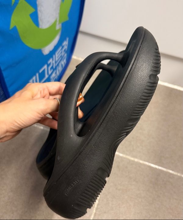 MUSINSA公式 | TAW&TOE Zerovity Plumpy Black