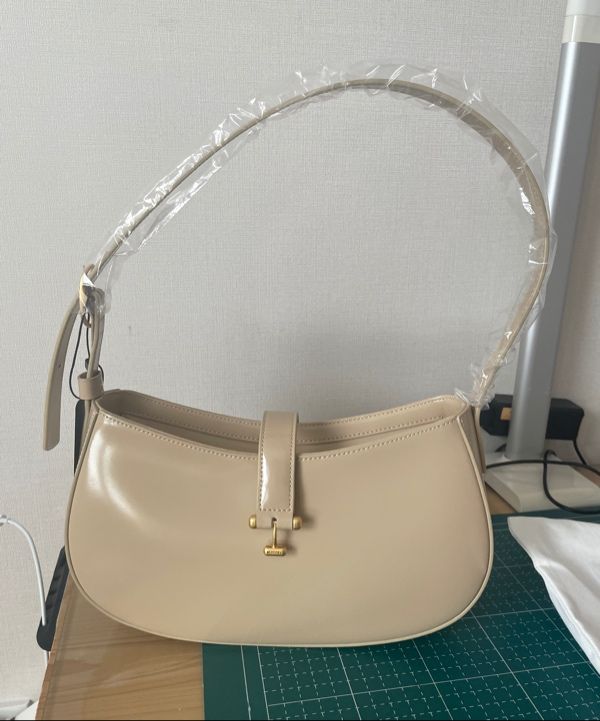 日本未入荷☆Tilda Hobo Bag_3Colors/demeriel DEMERIEL] Tilda Hobo Bag_3Colors - SOPOGO