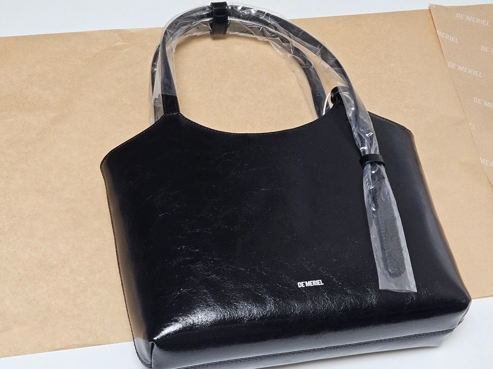 ★DE MERIEL★ 90 Veneta Bag Medium Black Designer fashion, Seoul-fully created | W Concept