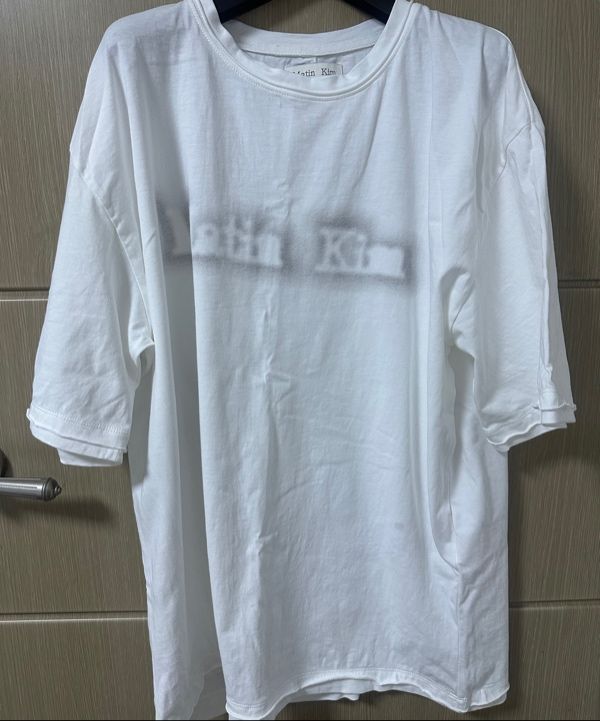 MUSINSA公式 | MATIN KIM MATIN SHADE LOGO TOP IN WHITE