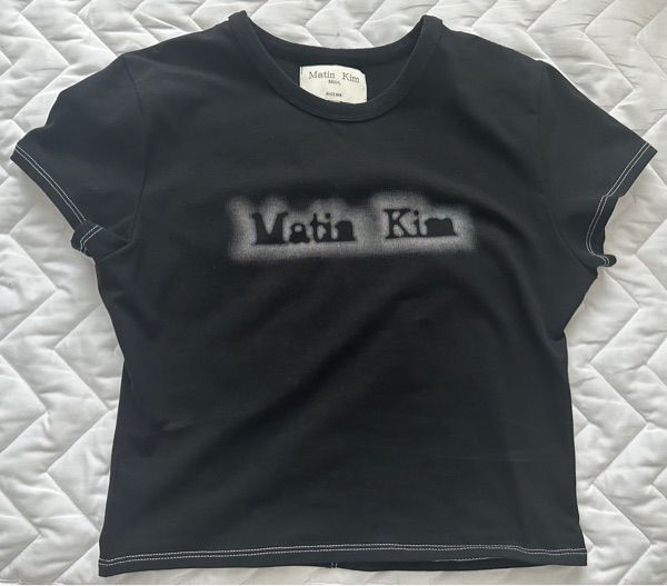 MUSINSA公式 | MATIN KIM MATIN SHADE LOGO CROP TOP IN BLACK