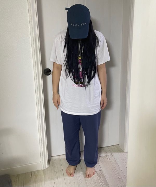 韓国 Matin Kim グレー キャップ CAP MUSINSA公式 | MATIN KIM CRISP LOGO BALL CAP IN SILVER