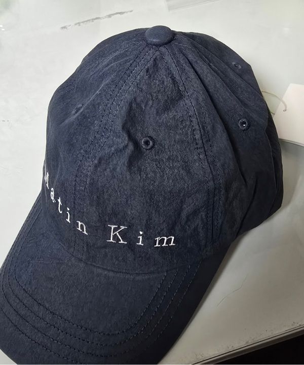 Matin Kim☆MATIN TYPO BALL CAP MUSINSA公式 | MATIN KIM MATIN TYPO BALL CAP IN GREY