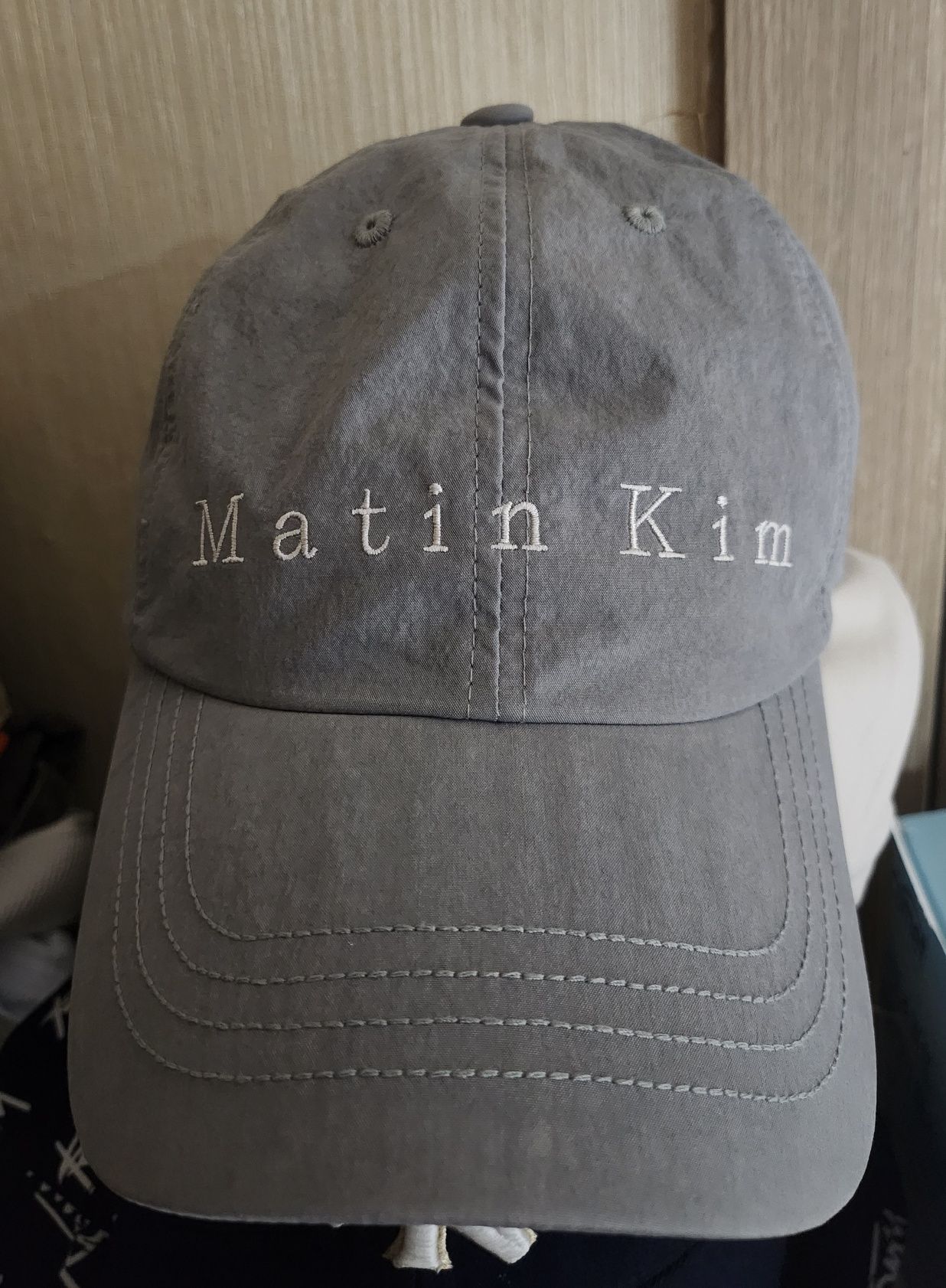 MATIN KIM ダークグレー ベースボールキャップ Maitin Kim グレー ベースボールキャップ - メルカリ
