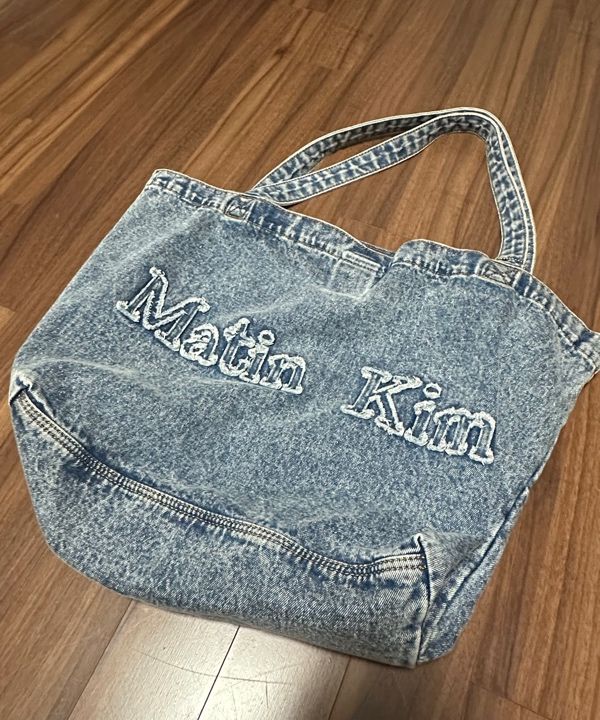 Matin Kim デニムブルーのメッセンジャーバッグ 国内完売 MATIN