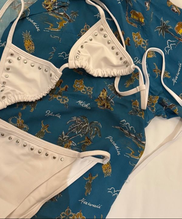 MUSINSA | CERRIC STUD LINE UP BIKINI / WHITE
