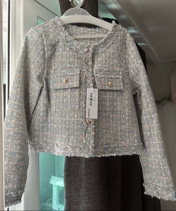 VIVABROWN ■ 85-VIVAJ048 Multi-Color Cropped Tweed Jacket 85-VIVAJ048 Multi-Color Crop Tweed Jacket Sky Blue