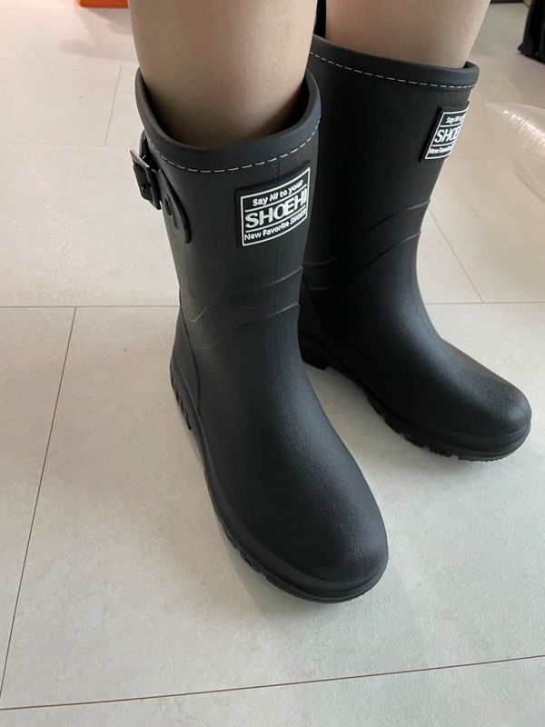 MUSINSA | SHOEHI Rosalie Belt Middle Rain Boots (2 Colors)_R0011