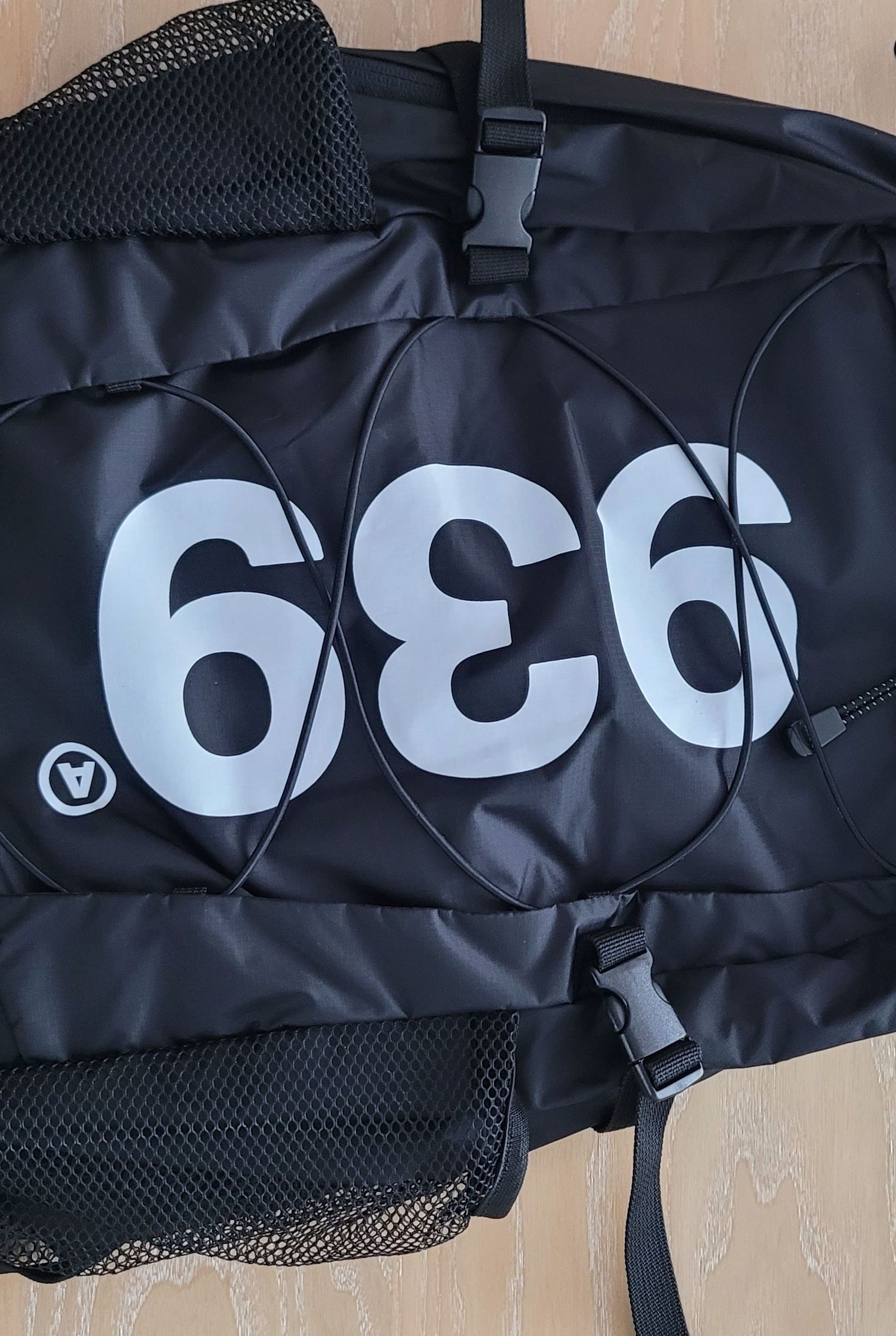 MUSINSA公式 | ARCHIVE BOLD 939 LOGO BACKPACK (BLACK)
