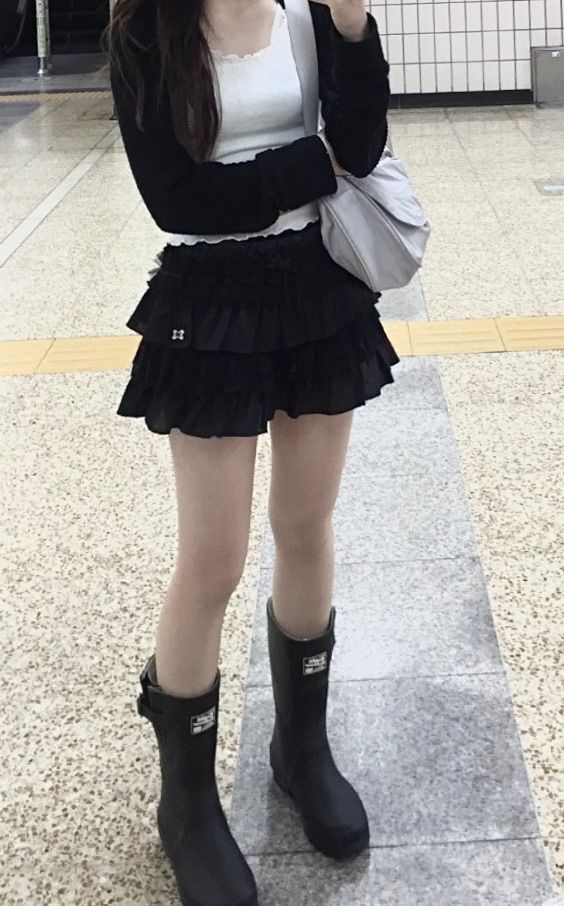 MUSINSA | SETUPEXE TUTU MIX SKRIT PANTS / BLACK