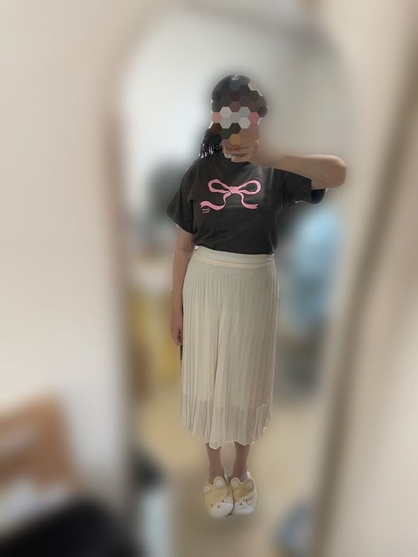 MUSINSA | RONRON EMBO HEART RIBBON BASIC FIT T SHIRT