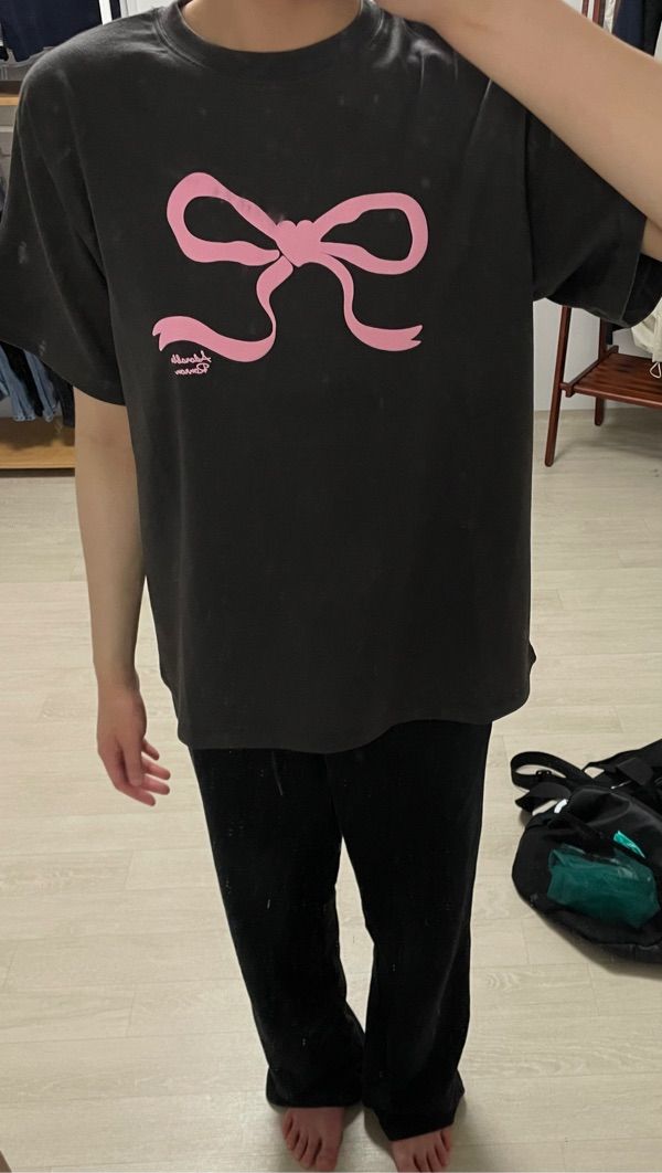 RONRON EMBO HEART RIBBON BASIC FIT T SHIRT Tシャツ MUSINSA | RONRON EMBO HEART RIBBON BASIC FIT T SHIRT WHITE RED