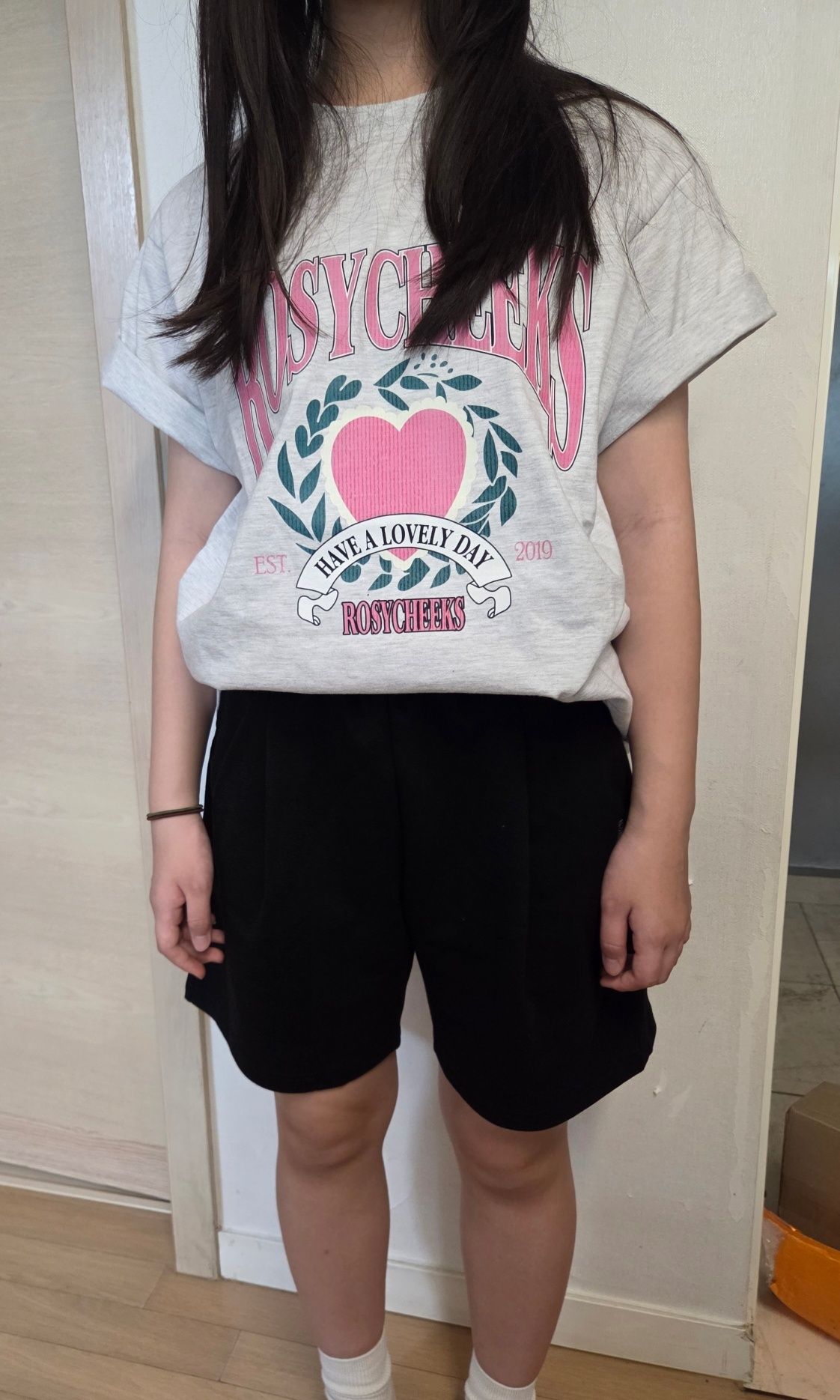 ◆24SS RONRON ROSY CHEEKS HEART LAUREL BASIC FIT T SHIRT◆ MUSINSA | RONRON ROSY CHEEKS HEART LAUREL BASIC FIT T SHIRT