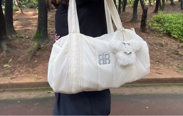 ROCKCAKE★韓国★人気★Glossy Nylon Padded Bag 3色 追跡あり ROCKCAKE☆韓国☆人気☆Glossy Nylon Padded Bag 3色 追跡あり