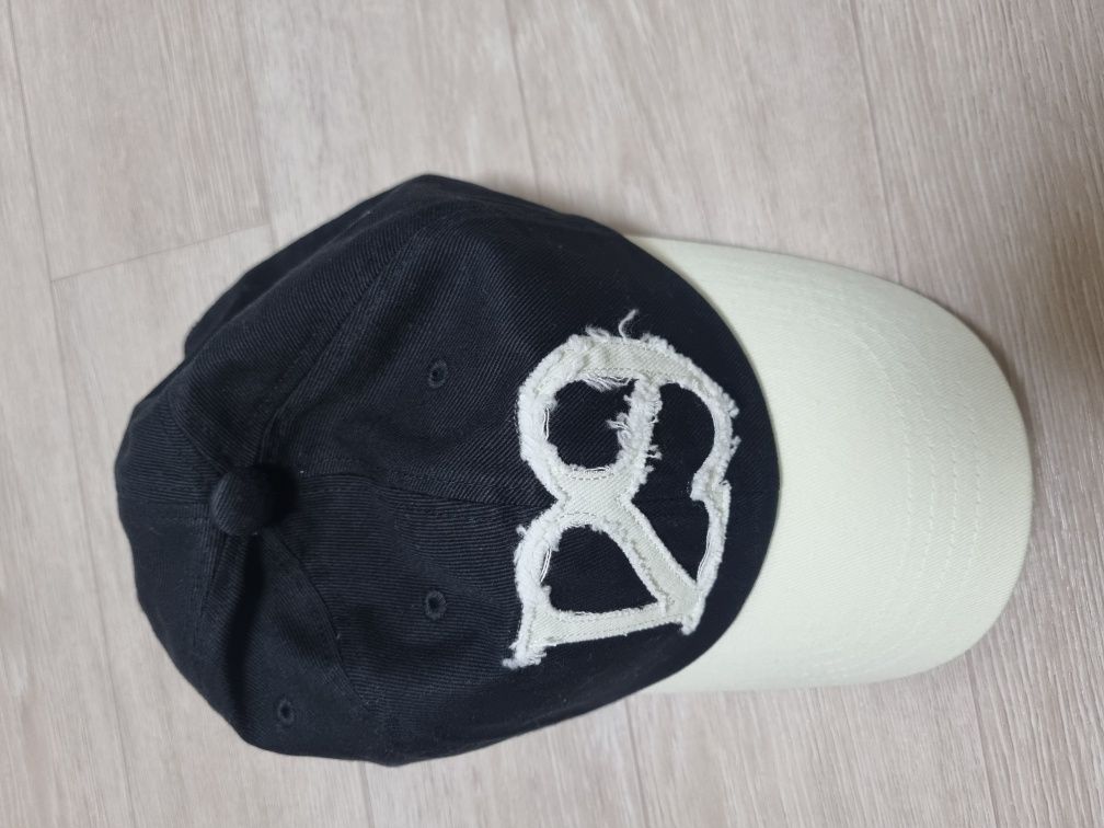 【2点セット】illigo Tシャツ・キャップ　韓国ブランド　musinsa キャップ | 韓国No.1ファッション通販・MUSINSA公式