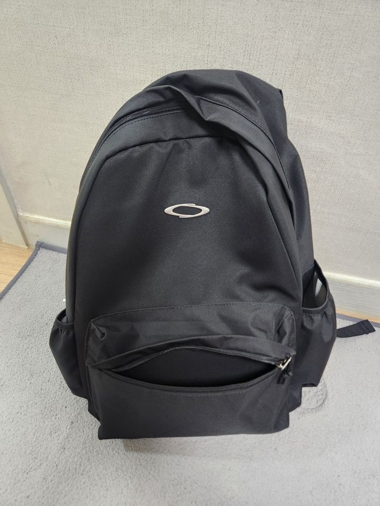 ★NOIAGO★ Essential Nylon Backpack Black NOI1530 Large Nylon Backpack Black - Baggu