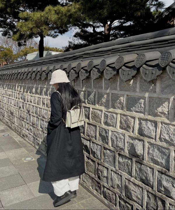 MUSINSA | FOLNUA CLASSIC LOGO HALLIE BACKPACK [ECRU - PLAIN]