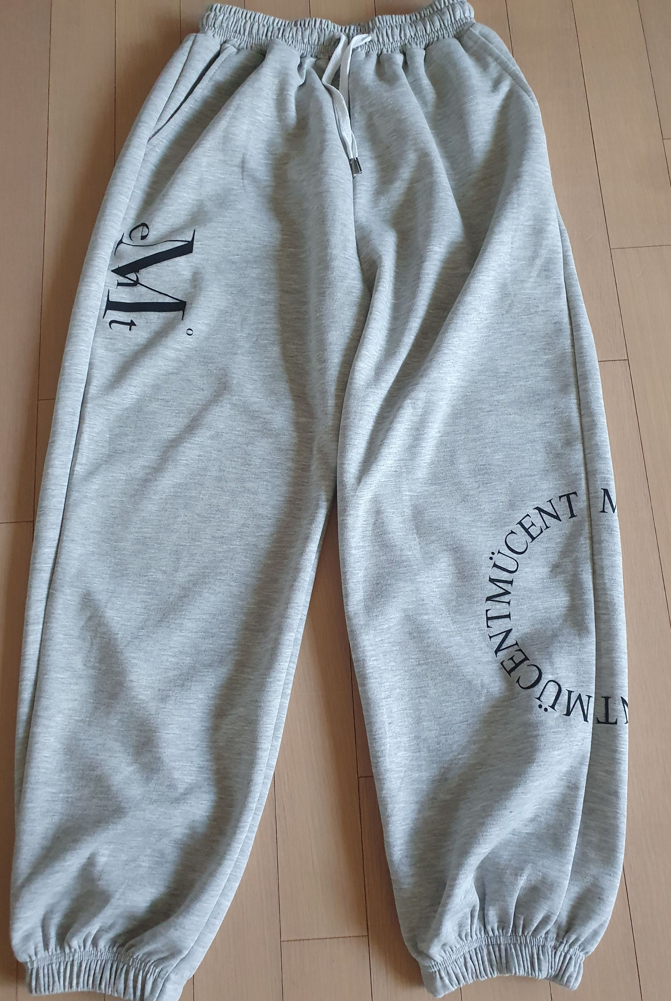 MUSINSA | MUCENT Division Wide Sweat Jogger Pants Unisex