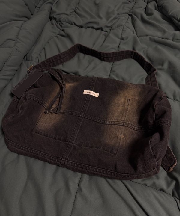 【HELENE PARIS】washed denim crossbag ★韓国人気★追跡付 MUSINSA公式 | HELENE PARIS washed denim cross bag