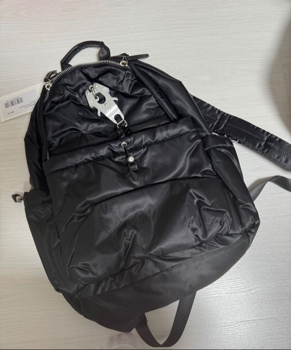 SSRL ■ Raven essential backpack RAVEN ESSENTIAL BACKPACK / SILVER - SSRL | 60% - Asian
