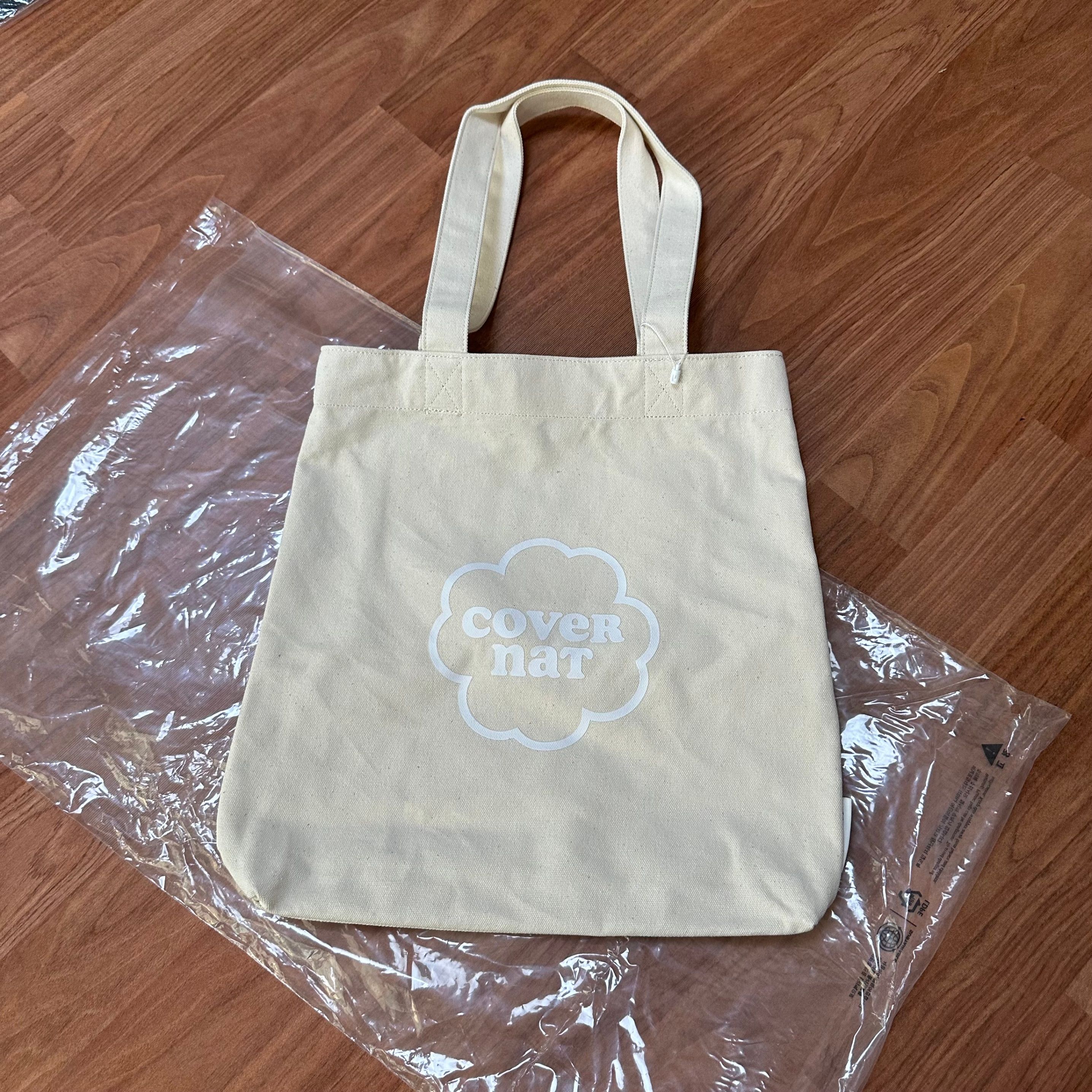 ★COVERNAT WOMAN★ Cloverheart Ecofur Tote Bag Beige CO2304T MUSINSA | COVERNAT WOMAN Clover Heart Eco Bag Black