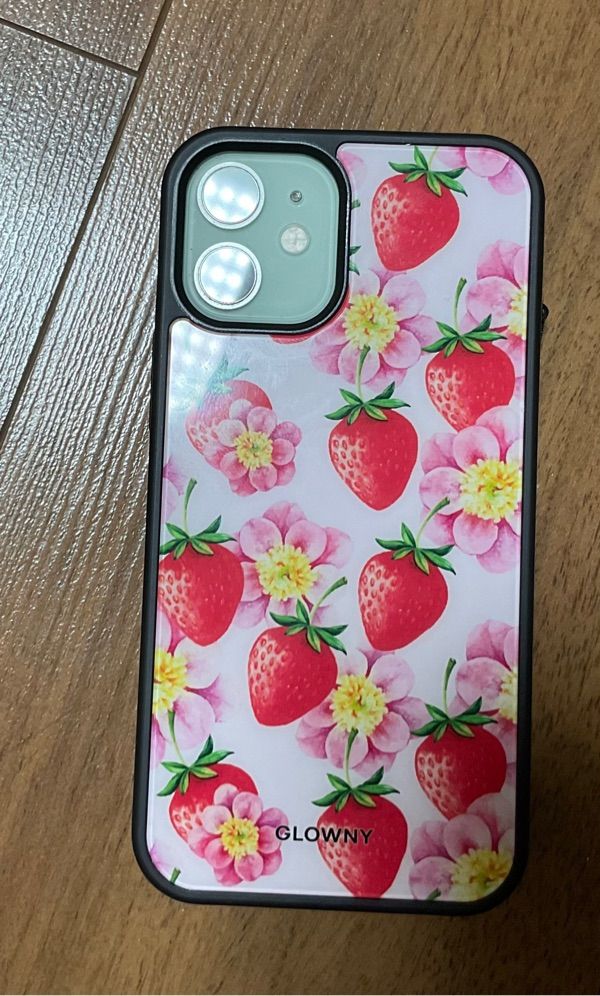 MUSINSA | GLOWNY STRAWBERRY MILK BUMPER CASE