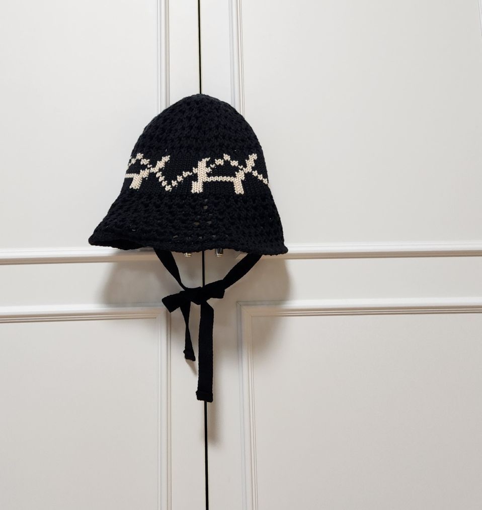 [VARZAR] VA Digital Logo Punching Bonnet Hat BG / 税込み MUSINSA | VARZAR VA Digital Logo Punching Bonnet Black