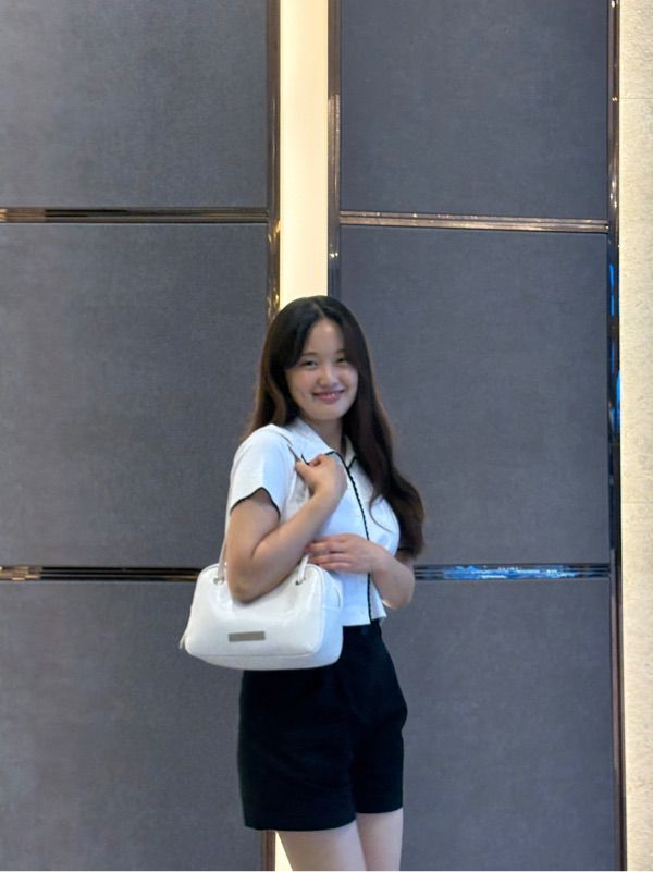 MUSINSA | AVANDRESS Semi Square Shoulder Bag - 8COL