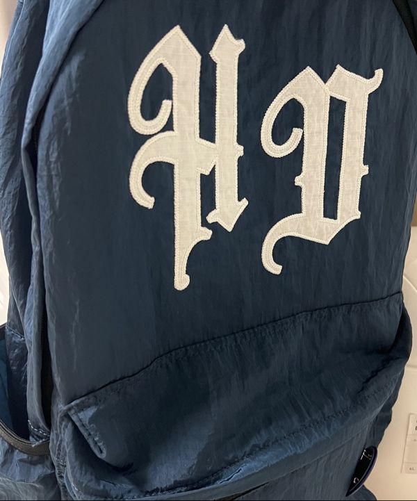 MUSINSA公式 | HOODHOOD HD Applique Nylon Backpack Navy