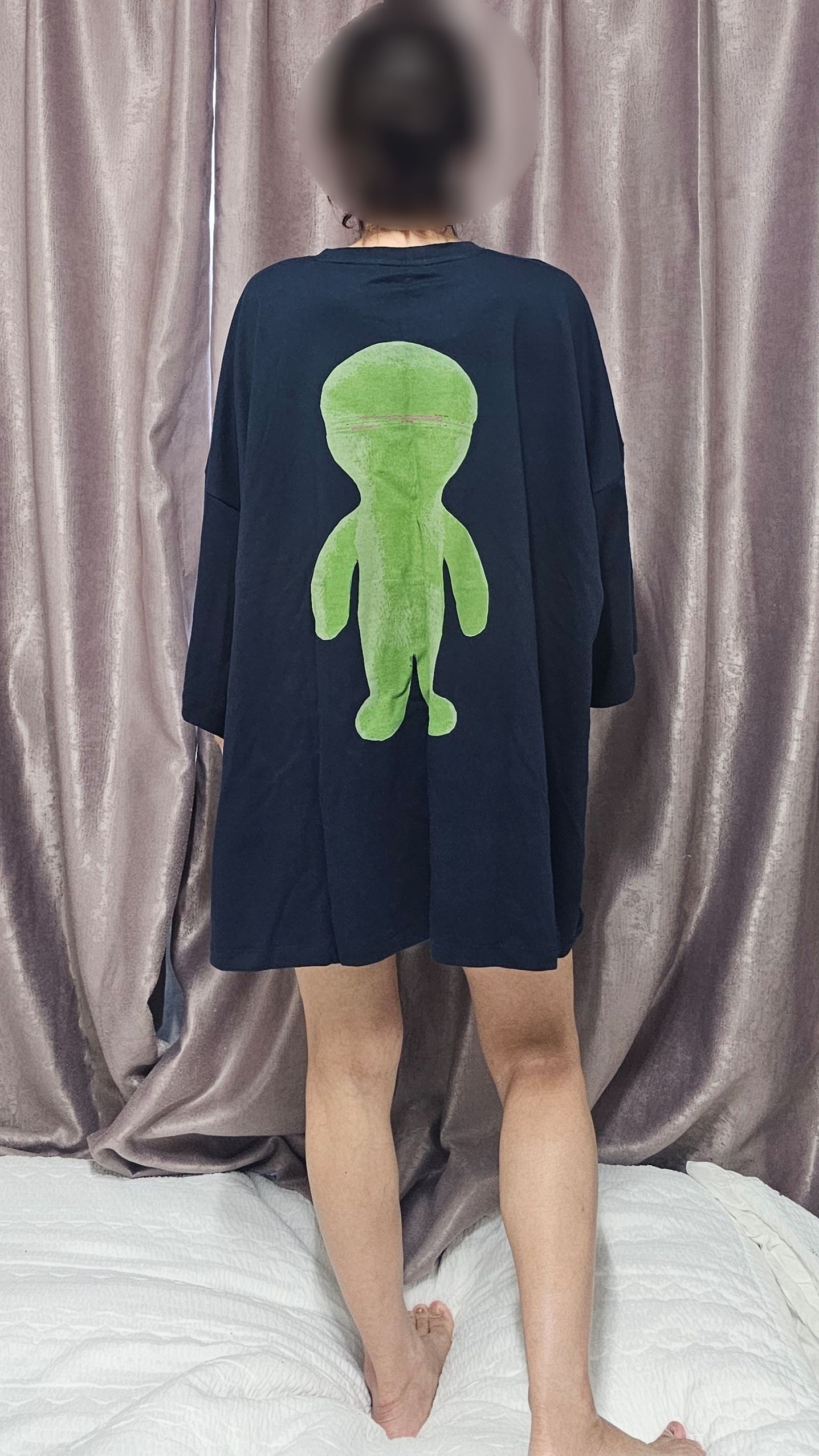 MUSINSA | HOODHOOD Alien Graphic Oversized fit Short-sleeved