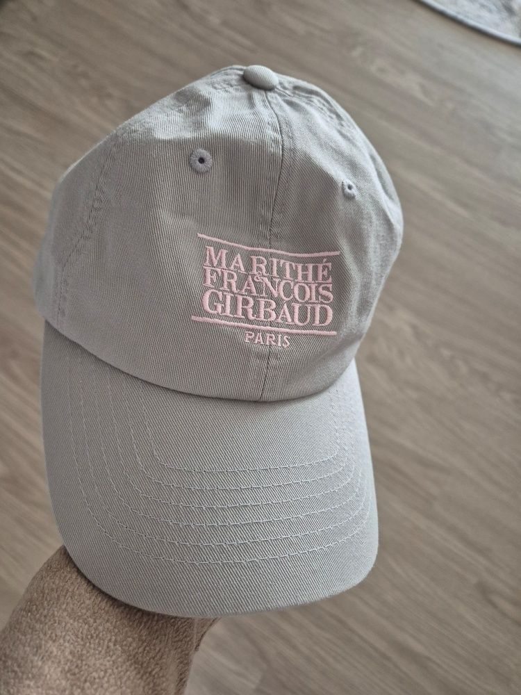 MUSINSA | MARITHÉ SMALL CLASSIC LOGO CAP light gray