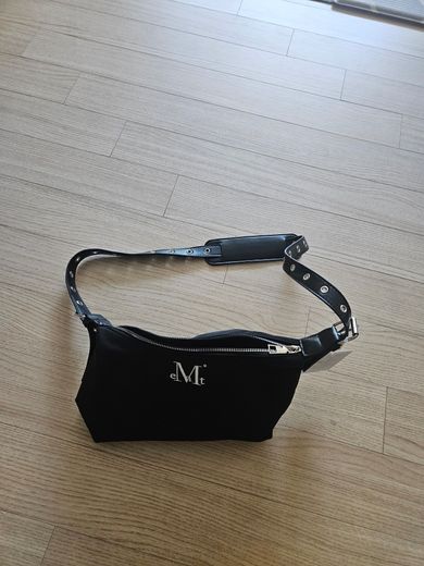 MUSINSA公式 | MUCENT モーターパンチングショルダーバッグクロスバッグ