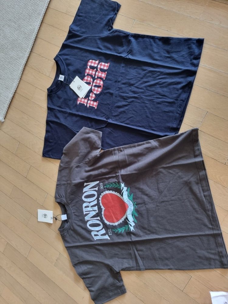 ★安心国内発送【RONRON】RONRON HEART LAUREL OVER FIT T SHIRT MUSINSA | RONRON RONRON HEART LAUREL OVER FIT T SHIRT SOFT BLUE