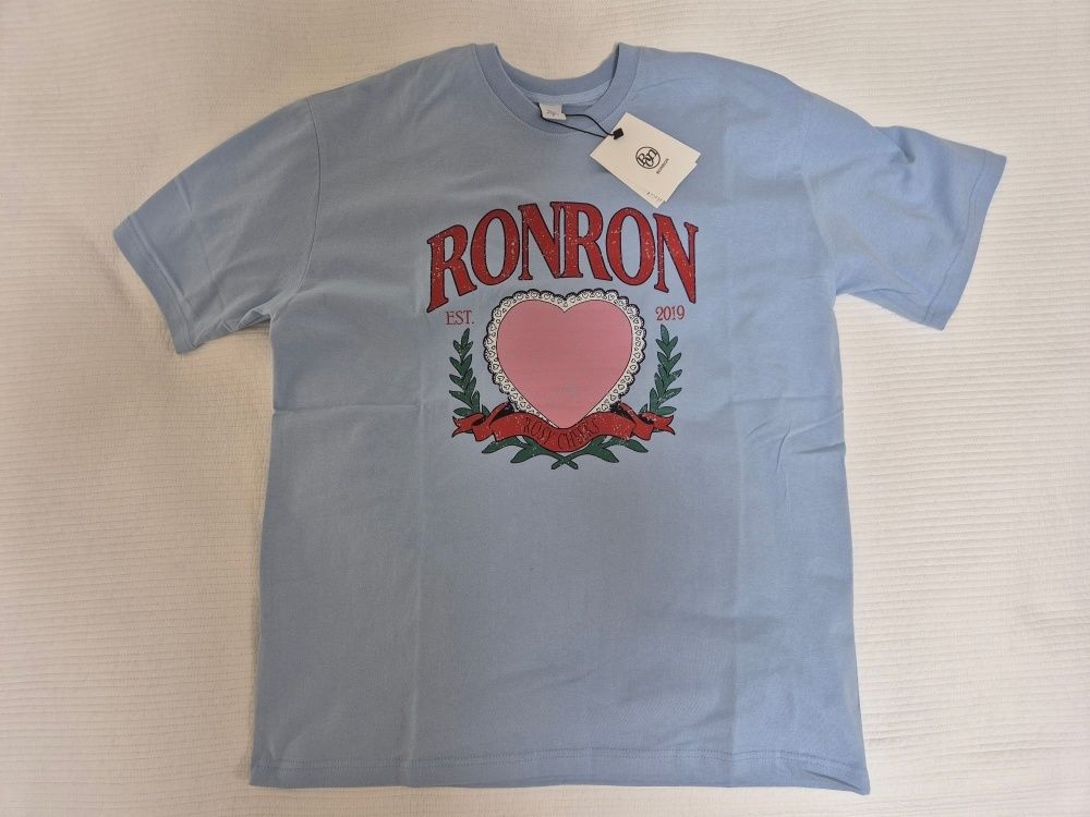 ◆RONRON◆ RONRON HEART LAUREL OVER FIT T SHIRT CHARCOAL RONRON HEART LAUREL OVER FIT T SHIRT CHARCOAL - 감도 깊은