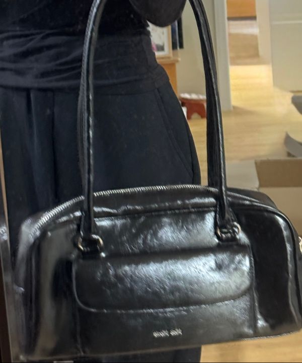 ★NlCK&NLCOLE★ NICOLE POCKET LEATHER BAGUETTE BAG_BLACK NICOLE POCKET LEATHER BAGUETTE BAG_BLACK - NICK&NICOLE | 60