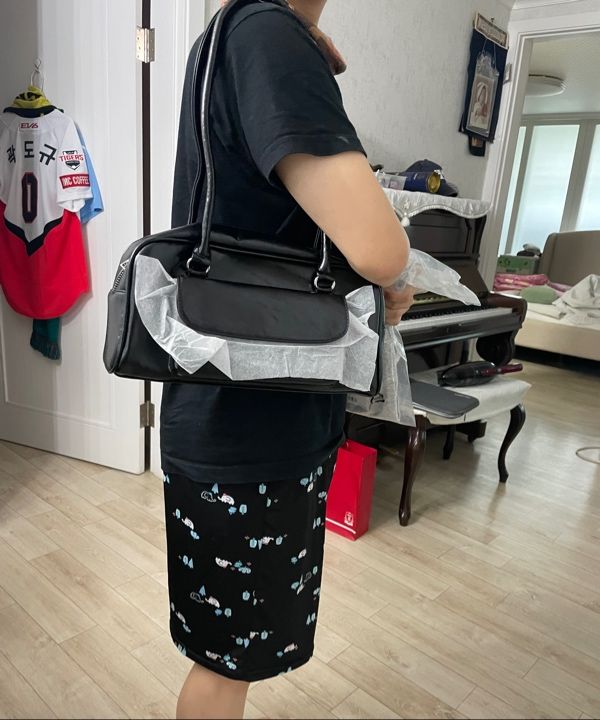 ★NlCK&NLCOLE★ NICOLE POCKET LEATHER BAGUETTE BAG_BLACK NICOLE POCKET LEATHER BAGUETTE BAG_BLACK - NICK&NICOLE | 60