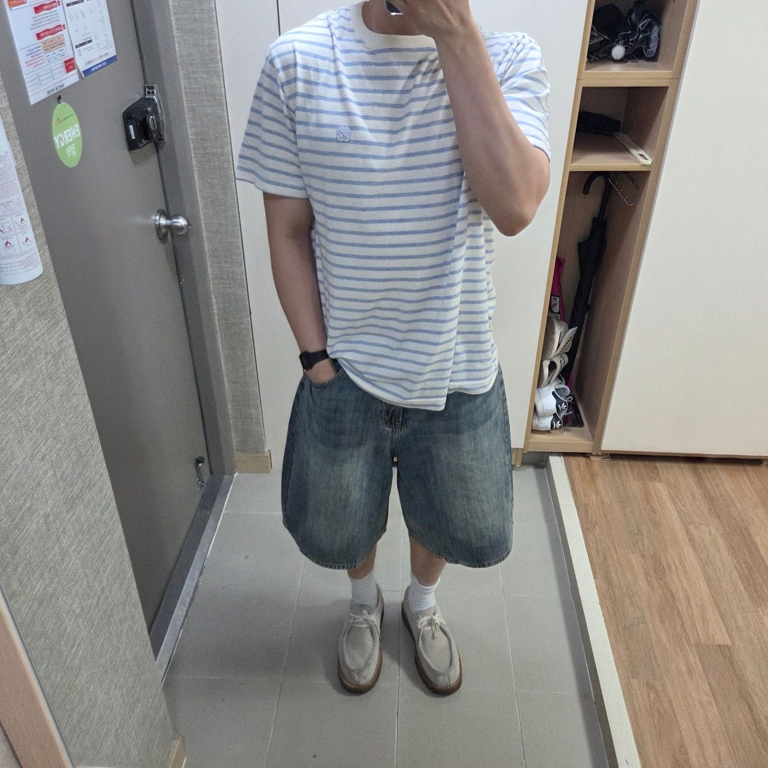 Tシャツ・カットソー SATUR All Day Basic Stripe Short Sleeve T-Shirt Brown 韓国SATUR セター】All Day Basic Stripe T-Shirt
