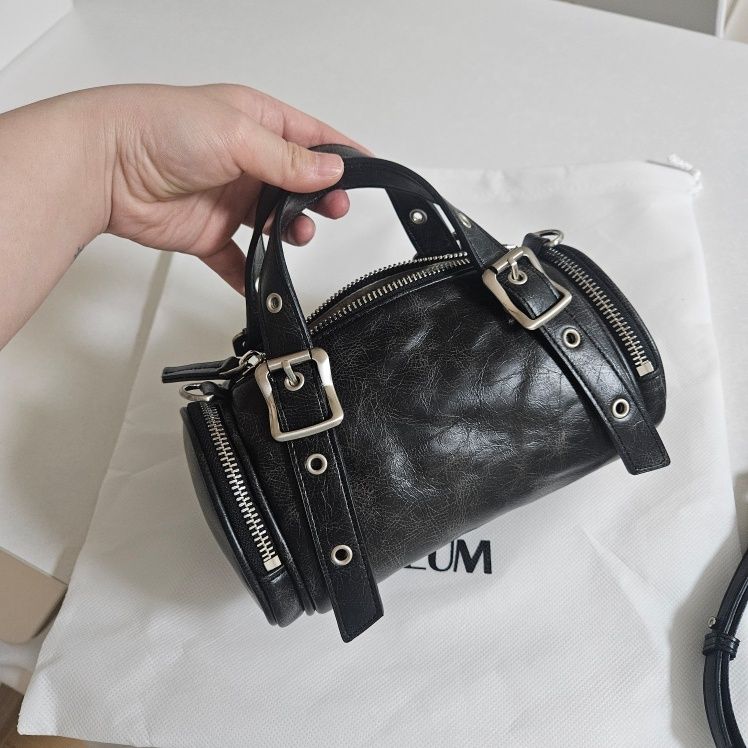 ☆SAND MUSEUM☆ OAK BAG Black SM1A0001 SAND MUSEUM OAK BAG [Black] / Vegan Leather, Shoulder Bag