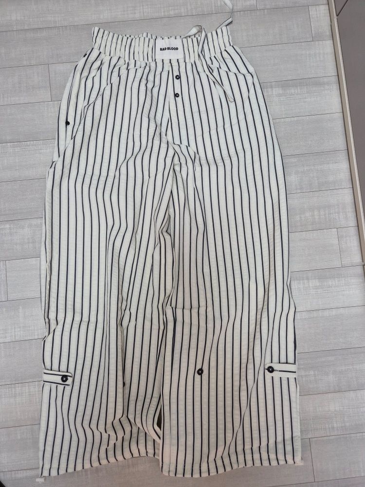 MUSINSA | BADBLOOD AJ Easy Pants - White/Stripe