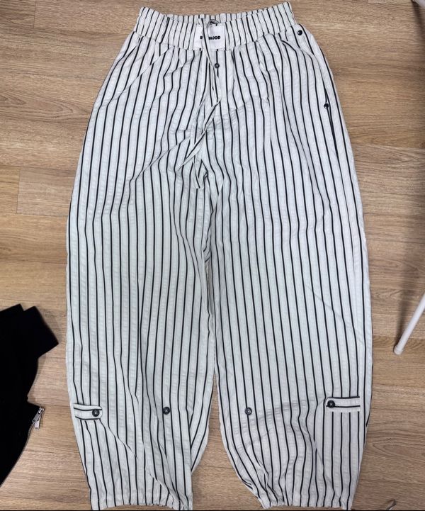 MUSINSA | BADBLOOD AJ Easy Pants - White/Stripe