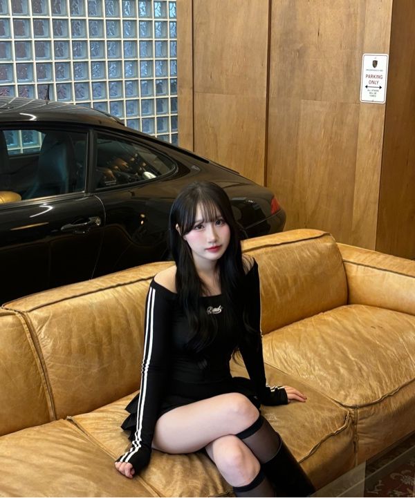 [BADBLOOD]★SAINT BLOOD OFF-SHOULDER TOP-3色 MUSINSA | BADBLOOD Saint Blood Off Shoulder Top - Navy