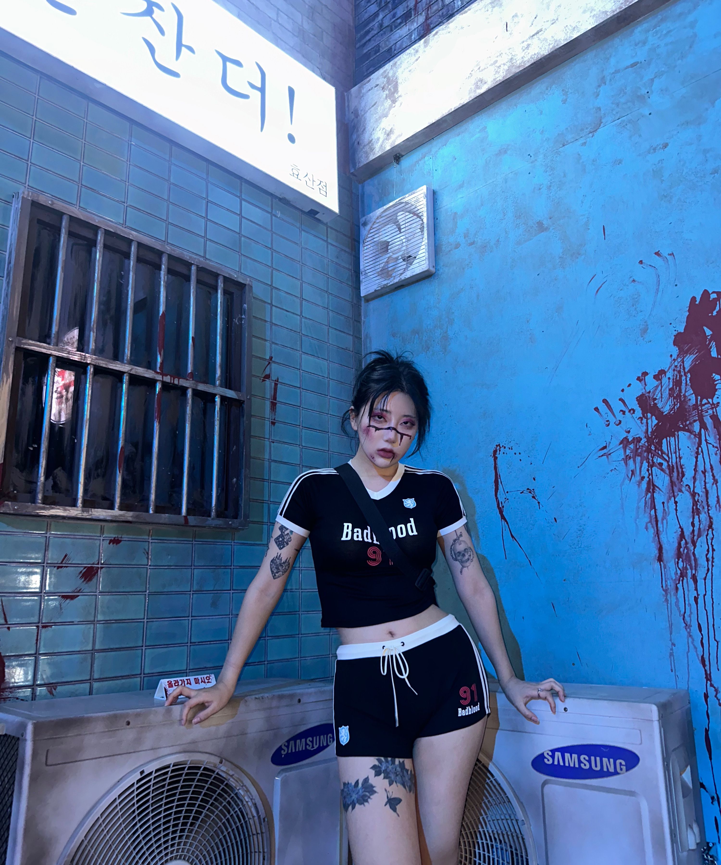 BADBLOOD♥ Vintage Club V-Neck Jersey T-Shirt /追跡付 badblood – BBGSHOPHK