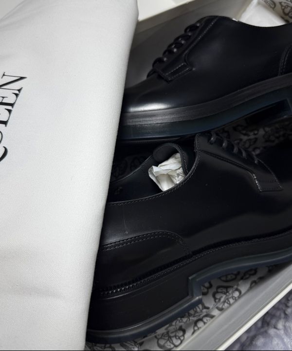 MUSINSA公式 | ALEXANDER McQUEEN フロートレザー ダービーシューズ