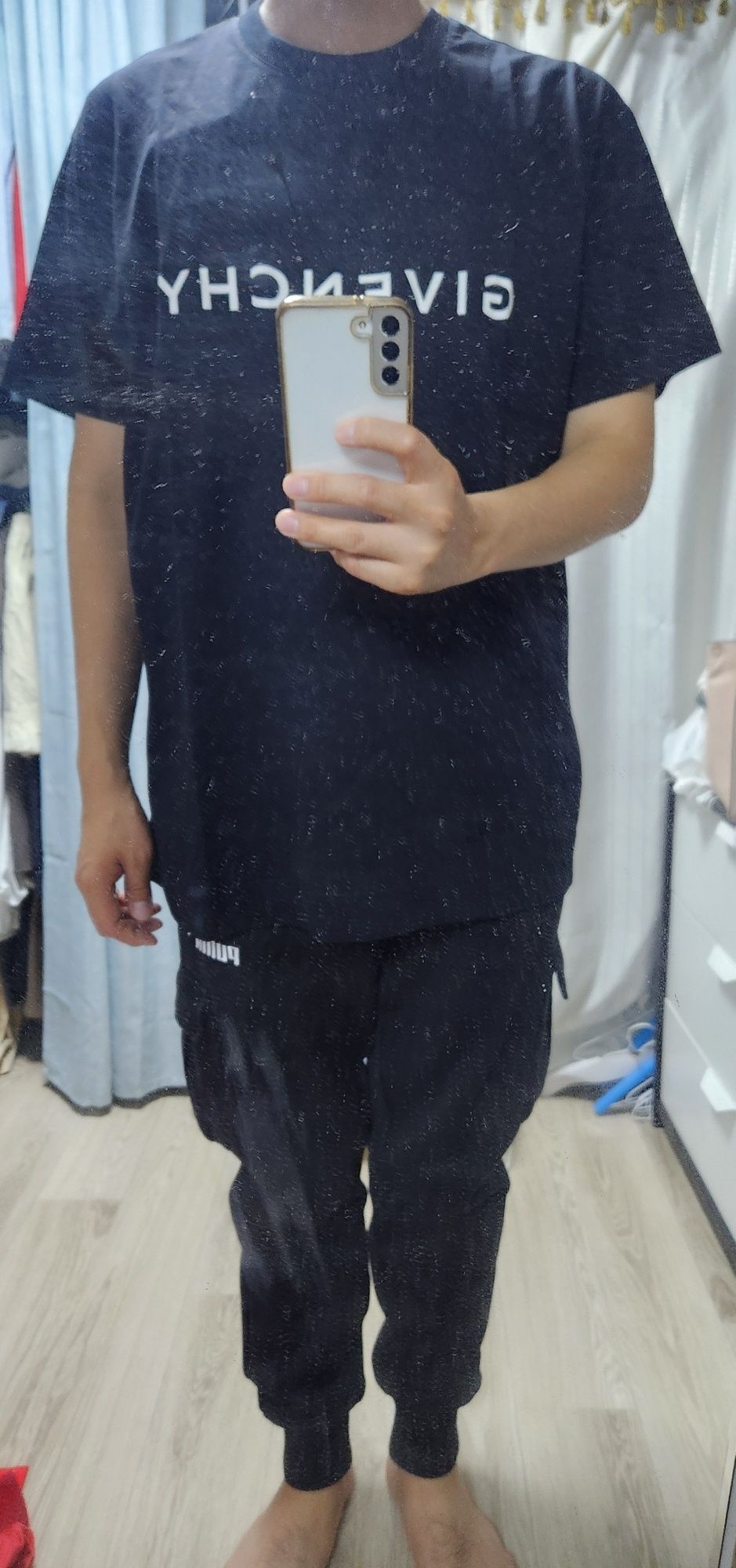 スウェット・トレーナー GIVENCHY AKITAPE COTTON OVERFIT HALF SLEEVE T-SHIRT BLACK BM MUSINSA | GIVENCHY AKITAPE COTTON OVERFIT HALF SLEEVE T