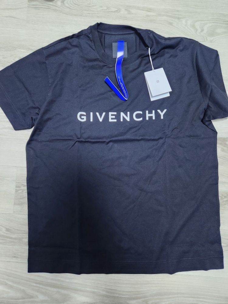 Tシャツ・カットソー *GIVENCHY* AKITAPE COTTON OVERFIT HALF SLEEVE T-SHIRT BLACK MUSINSA | GIVENCHY AKITAPE COTTON OVERFIT HALF SLEEVE T