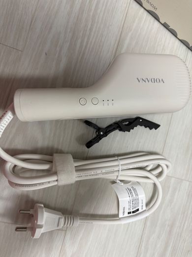 MUSINSA公式 | VODANA コンパクトウェーブアイロン38mmアイボリームード